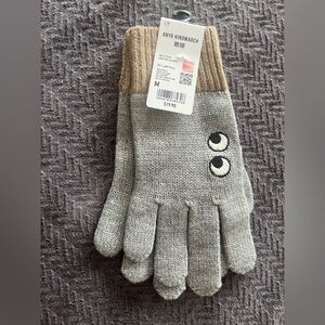 UNIQLO x ANYA HINDMARCH Heattech Knitted Gloves Unisex Size M Gray Colorblock